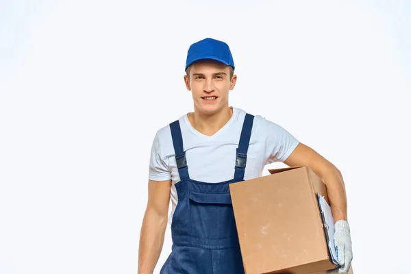 Trabalhador masculino serviço profissional de entrega — Fotografia de Stock