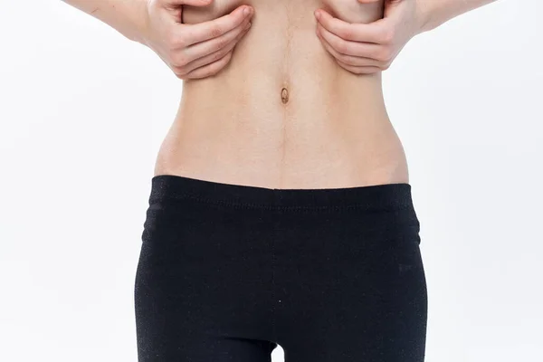 Žena s plochým žaludku zdravotní problémy anorexie hubnutí — Stock fotografie