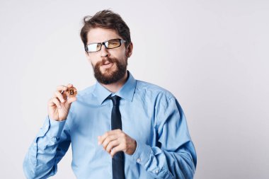 İş adamı ekonomisi bitcoins nakit finanse