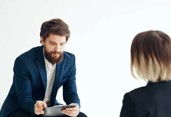 Documenti colleghi di lavoro ufficio comunicazione di lavoro — Foto Stock