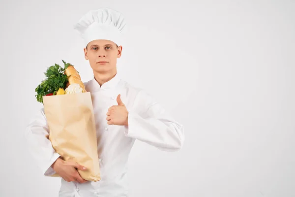 Uomo in cuoco consegna cibo uniforme servizio supermercato — Foto Stock