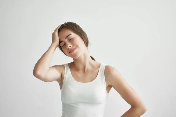 Vrouw met hoofdpijn gezondheidsproblemen depressie stress — Stockfoto