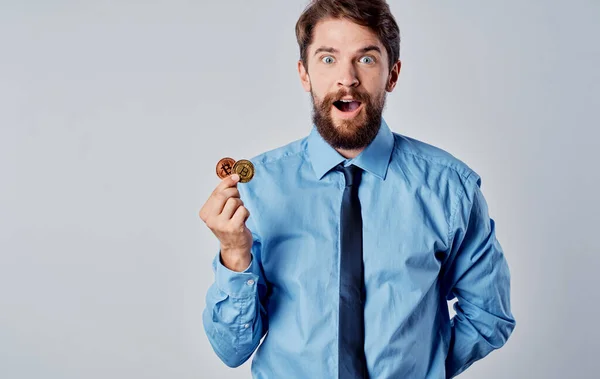 Hombre Negocios Con Camisa Dinero Electrónico Foto Alta Calidad — Foto de Stock