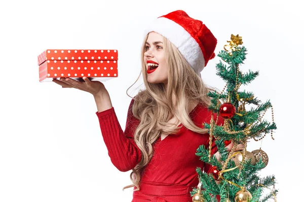 Veselá žena oblečená jako Santa Claus hračky emoce dárek Vánoce — Stock fotografie