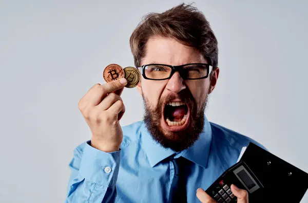 Business man in shirt with tie cryptocurrency bitcoin finance — Stock Photo, Image