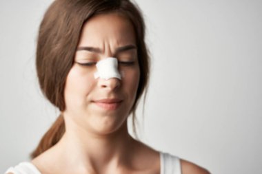 Sargılı burun sağlığı sorunları ağrı kliniği