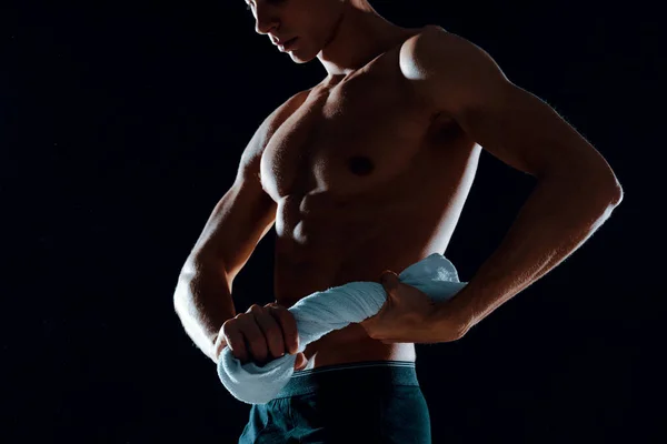 Man in black shorts pumped up body workout fitness motivation — Stock Photo, Image