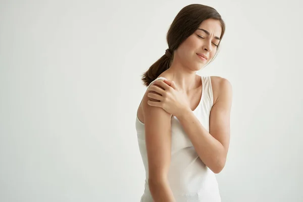 Eklem ağrısı olan kadın sağlık sorunları tatminsizlik arka planı — Stok fotoğraf