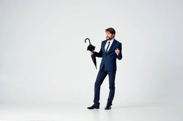 Homem Terno Segurando Guarda Chuva Proteção — Fotografia de Stock