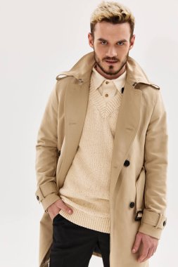ciddi görünüş adamım moda saç stili ceket modern sonbahar modası