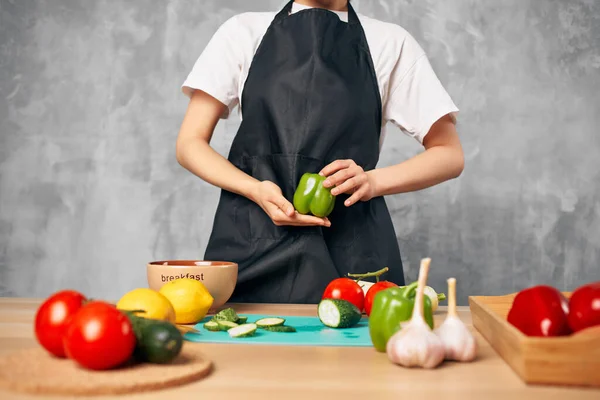Cocinar Cocinar comida saludable tabla de cortar —  Fotos de Stock