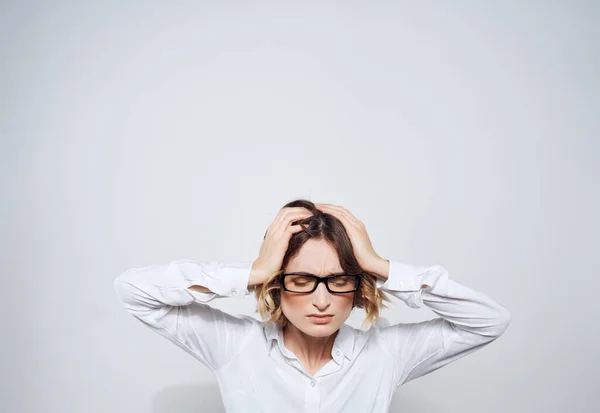 Frau mit Brille Bürojob Manager Manager — Stockfoto