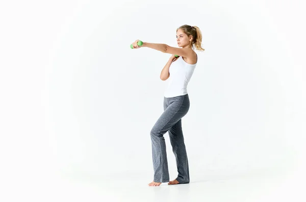 Mujer deportiva ejercicio físico ejercicios músculos —  Fotos de Stock