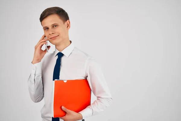 Zakenman Shirt Met Stropdas Praten Smartphone — Stockfoto