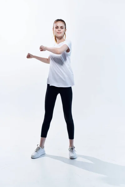 Sportlerin Beim Training Auf Hellem Hintergrund Hochwertiges Foto — Stockfoto