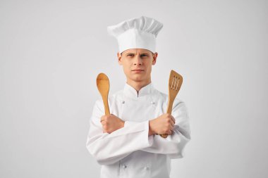 Neşeli erkek aşçı aşçı aşçı. Profesyonel iş.