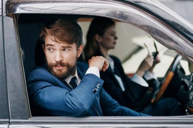 Araç hizmeti sunan meslektaş