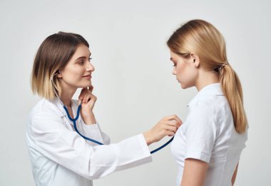 Hemşire hasta muayene stüdyosu hastanesi