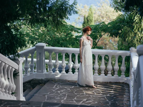 Pretty Woman White Dress Posing Park — Stock Photo, Image