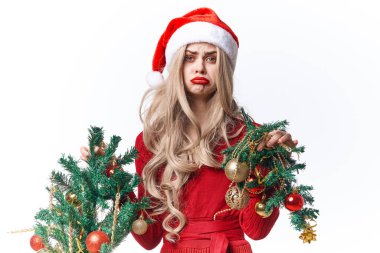 Noel Baba kostümü giyen kadın oyuncakları tatil eğlencesi