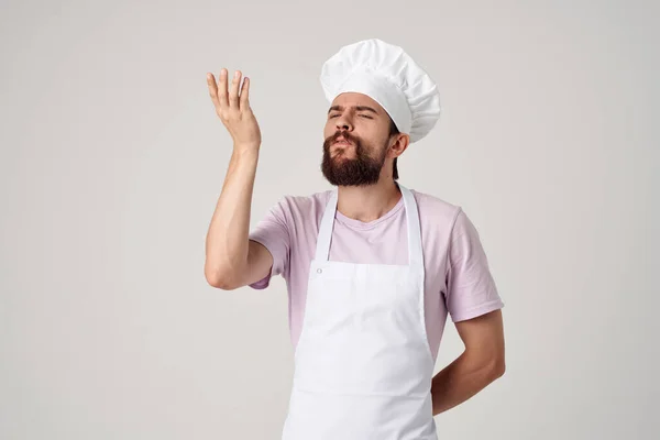 Mężczyzna szef kuchni mundur gotowanie restauracja praca przemysł — Zdjęcie stockowe