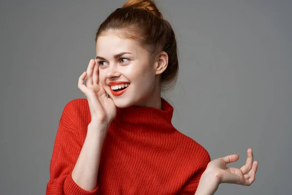 Hermosa Mujer Posando Foto Alta Calidad — Foto de Stock