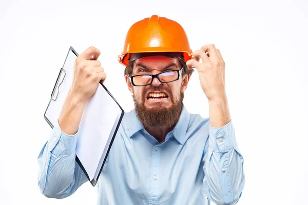 Człowiek noszenie okularów konstrukcja mundur inżynier emocje praca — Zdjęcie stockowe