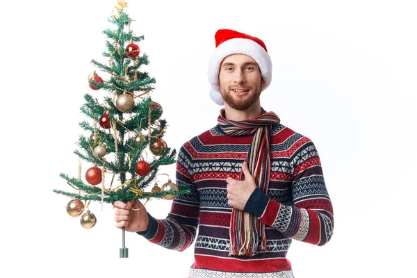Hombre alegre en Año Nuevo ropa decoración Navidad aislado fondo —  Fotos de Stock