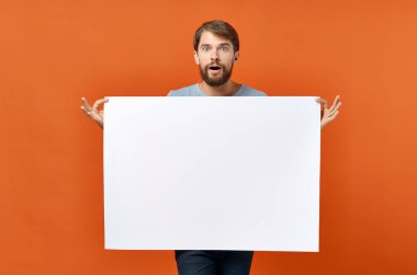 Duygusal adam reklam pazarlama fotokopi stüdyosu yaşam tarzı