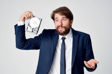 İş adamı sabit disk bilgi bürosu teknolojisi