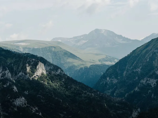 Wolken Berge Freiheit Frischluft Landschaft — Stockfoto