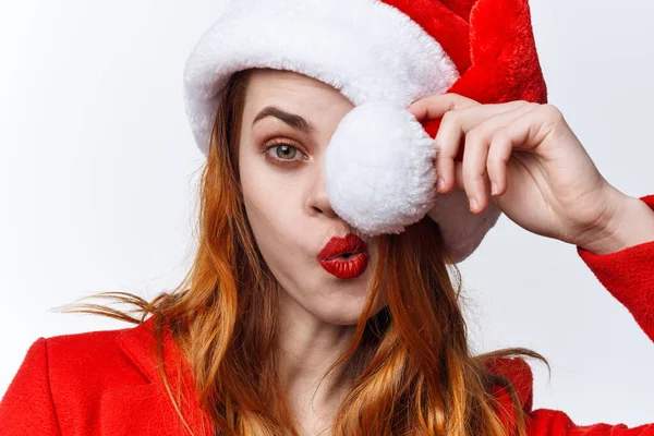 Joyeux jolie femme vacances Noël costume santa modèle — Photo