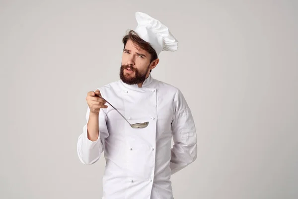 Chef masculino cozinha trabalho restaurante indústria — Fotografia de Stock