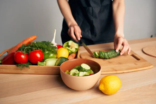 Verdure fresche affettare cibo cucina cibo sano — Foto Stock