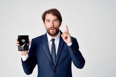 İş adamı sabit disk bilgi bürosu teknolojisi