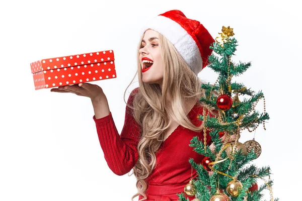 Fröhliche Frau Weihnachtsgeschenke Dekoration Licht Hintergrund — Stockfoto