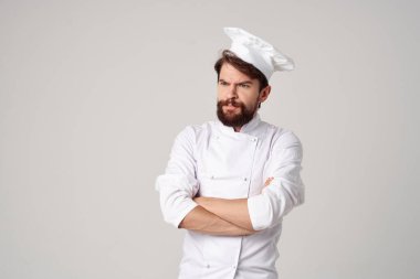 Sakallı adam Şef üniforması Yemek pişirme stüdyosu