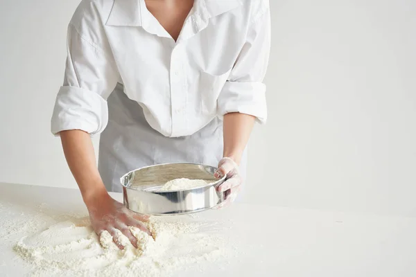 Mulher chef padeiro cozinhar cozimento profissional — Fotografia de Stock