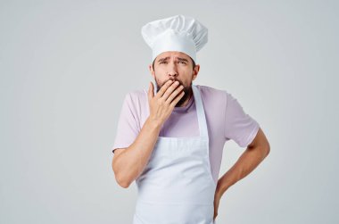 Erkek şef, profesyonel mutfak gurmesi.