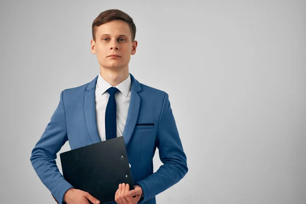 Hombre de negocios en traje documentos oficina gerente profesional —  Fotos de Stock