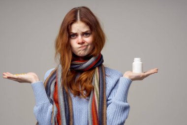 Hasta kadın boyun boyun atkısı hapları.