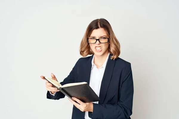 Бізнес-леді в документах успіх менеджера роботи — стокове фото