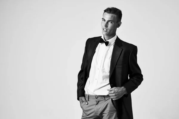 Man in suit bow tie elegant style posing — Stock Photo, Image