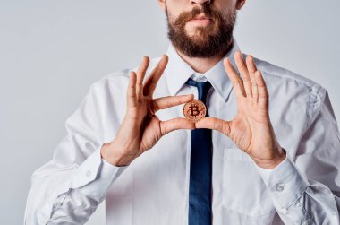 Bitcoin kriptosu olan finansör yatırım teknolojisinin elinde.