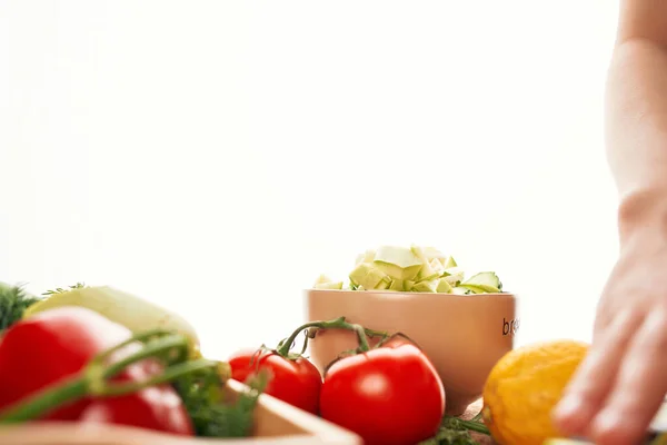 Cocinar rebanadas verduras cocina comida saludable ensalada —  Fotos de Stock