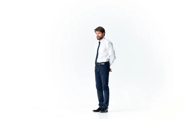 Obchodní muž představovat manažer studio světlo pozadí Professional — Stock fotografie