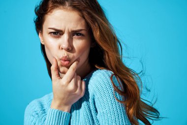 Güzel kadın modası Stüdyo eğlencesi