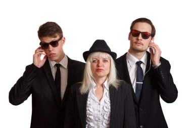 Korumaları olan kadın