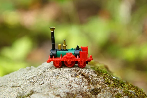 Tren de juguete pequeño —  Fotos de Stock