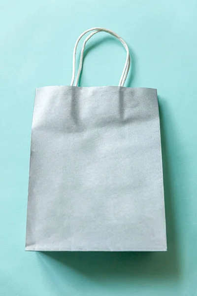 Just Minimal Design Shopping Bag Isolated Blue Pastel Background Концепция — стоковое фото